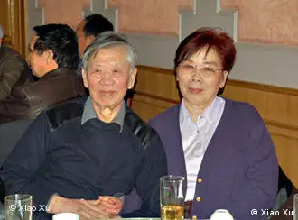 圖為章詒和（右）與中國「律師界良心」、法學家張思之（左）合照（資料照片）。
