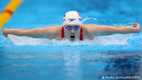 7月29日，东京奥运会游泳女子200米蝶泳决赛中，中国选手张雨霏以2分03秒86的成绩夺得金牌，并创造了新的奥运会纪录