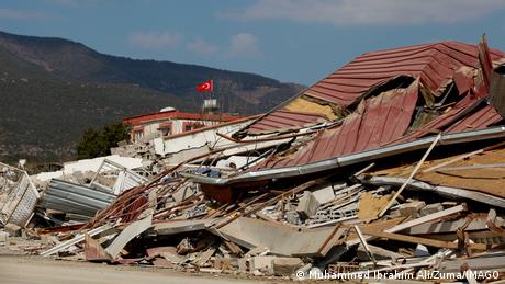 While media organizations constantly report on disasters – such as the recent massive earthquake in Turkey – they are often unprepared for them. 