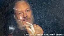 ARCHIV 2019 *** Julian Assange rape allegation. File photo dated 11/04/19 of Julian Assange. Swedish prosecutors are to reopen an investigation into a rape allegation against WikiLeaks founder Julian Assange, deputy director of prosecutions Eva-Marie Persson announced. Issue date: Monday May 13, 2019. Swedish prosecutors dropped investigation in 2017 because they were unable to proceed while he remained inside the Ecuadorian embassy. See PA story LEGAL Assange. Photo credit should read: Victoria Jones/PA Wire URN:42837649